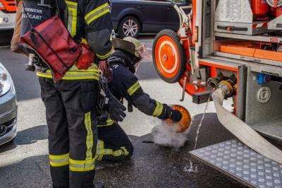 Stuttgart: Vergessener Braten sorgt fuer Feuerwehreinsatz.